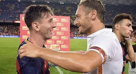 Francesco Totti e Lionel Messi in un recente Gamper