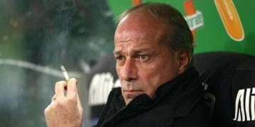 Foto: Jonathan Moscrop / LaPresse12 12 2011 Roma ( Italia )Sport CalcioAS Roma vs. Juventus - Serie A Tim 2011/2012 - Stadio Olimpico di RomaNella foto: Walter Sabatini direttore sportivo della RomaPhoto: Jonathan Moscrop / LaPresse12 12 2011 Rome ( Italy )Sport SoccerAS Roma versus Juventus - Italian Serie A Soccer League 2011/2012 - Olympic stadium of RomeIn the Photo: AS Roma's director of sport Walter Sabatini