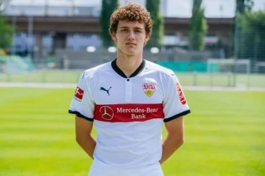 STUTTGART, GERMANY - JULY 21:  Benjamin Pavard of VfB Stuttgart poses during the VfB Stuttgart team presentation at training ground on July 21, 2017 in Stuttgart, Germany.  (Photo by Thomas Niedermueller/Bongarts/Getty Images)