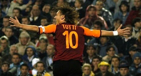 Totti Gol a Madrid contro il Real TuttoASRoma.it Totti dà spettacolo a Mosca con le sue magie (RS Il Messaggero) Tutte le News AS Roma FC Notizie Calendario Partite Calciomercato Info Biglietti Store