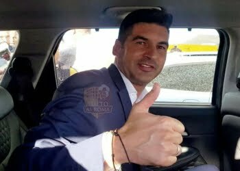 Paulo Fonseca all'arrivo a Fiumicino - Foto esclusiva Tuttoasroma.it