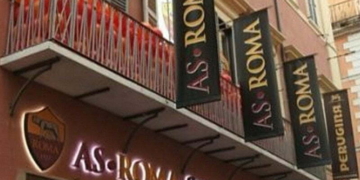 Rimuovi il termine: Il Roma Store del Via del Corso Il Roma Store del Via del Corso