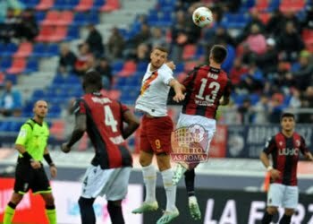 Dzeko colpo di testa Bologna-Roma - Photo by Getty Images