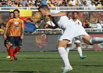 Edin Dzeko Gol in Lecce-Roma - Photo by Getty Images