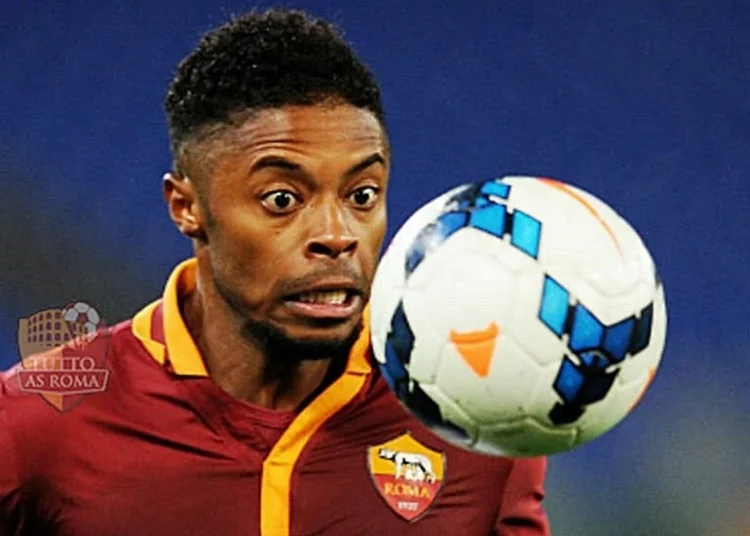 Michel Bastos in azione durante Roma-Inetr del 1 marzo 2014 - Photo by Getty Images