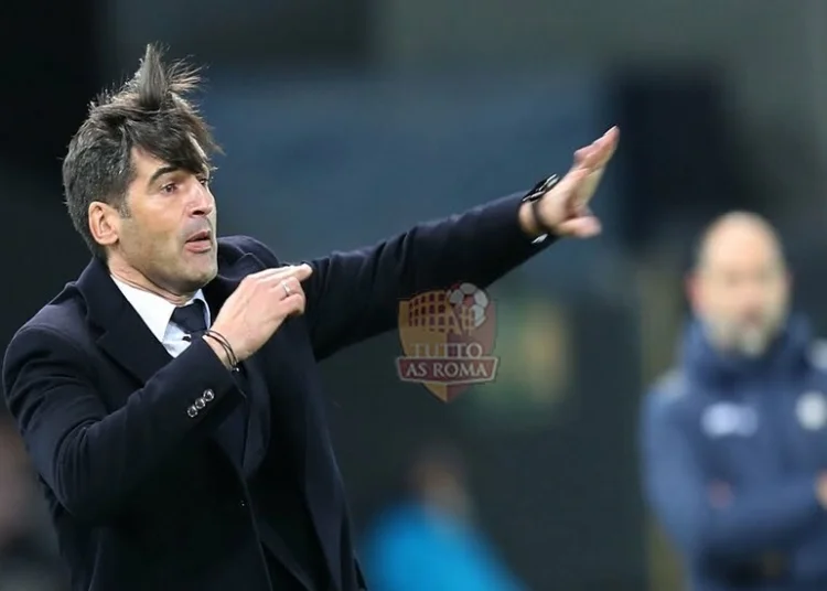 Paulo Fonseca in panchina durante Udinese-Roma - Photo by Getty Images