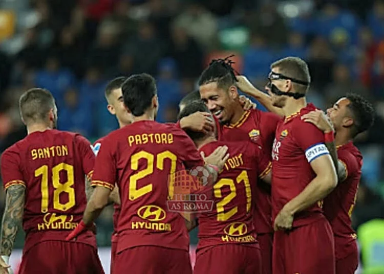 Chris Smalling esulta al gol in Udinese-Roma - Photo by Getty Images