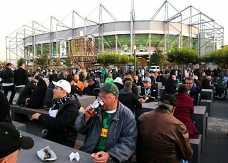 Il "Borussia-Park" sarà invaso sai tifosi romanisti - Photo by Getty Images