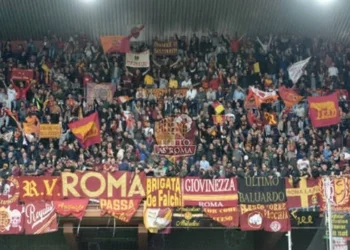 I tifosi romanisti nel settore ospiti - Photo by Getty Images