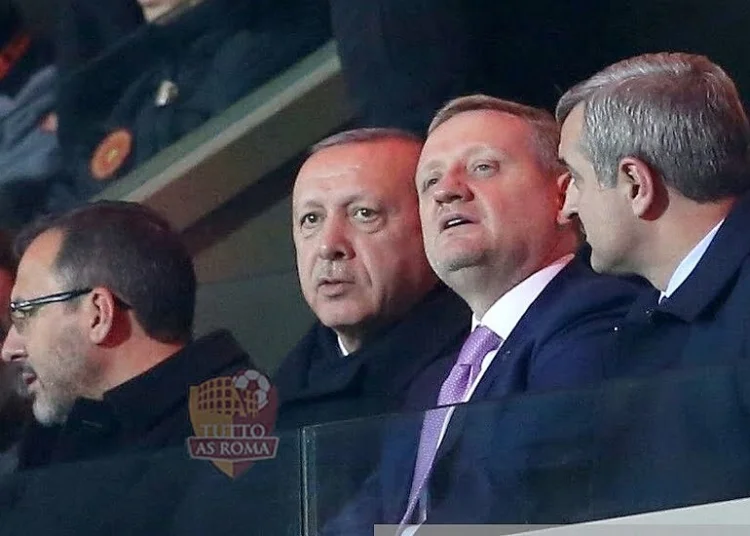 Il Presidente della Turchia Recep Tayyip Erdogan in tribuna durante Basaksehir-Roma - Photo by Getty Images