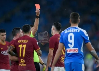 Cetin Doppia ammonizione ed espulsione in Roma-Napoli - Photo by Getty Images