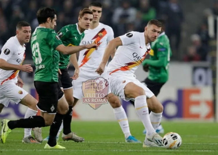 Edin Dzekjo in azione con tiro finale contro il Borussia - Photo by Getty Images