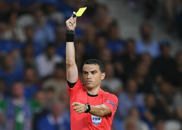 Hategan l'arbitrio di Istanbul Besaksehir-Roma - Photo by Getty Images