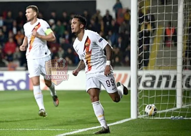 Justin Kluivert esulta al gol contro il Basaksehir - Photo by Getty Images