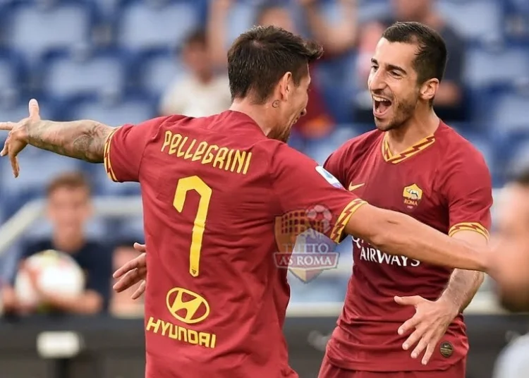 Mkhitaryan Esulta con Pellegrini gol Roma-Sassuolo - Photo by Getty Images