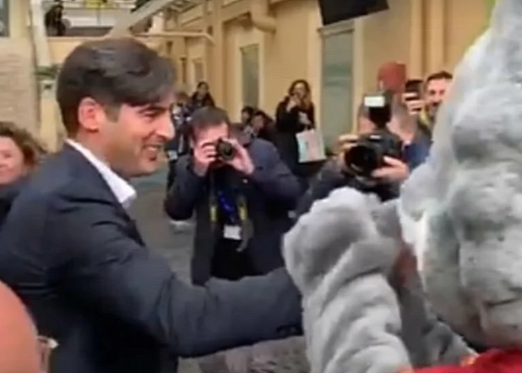 Paulo Fonseca in visita al Bambino Gesù