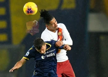 Crhis Smalling in azione contro il Verona - Photo by Getty Images