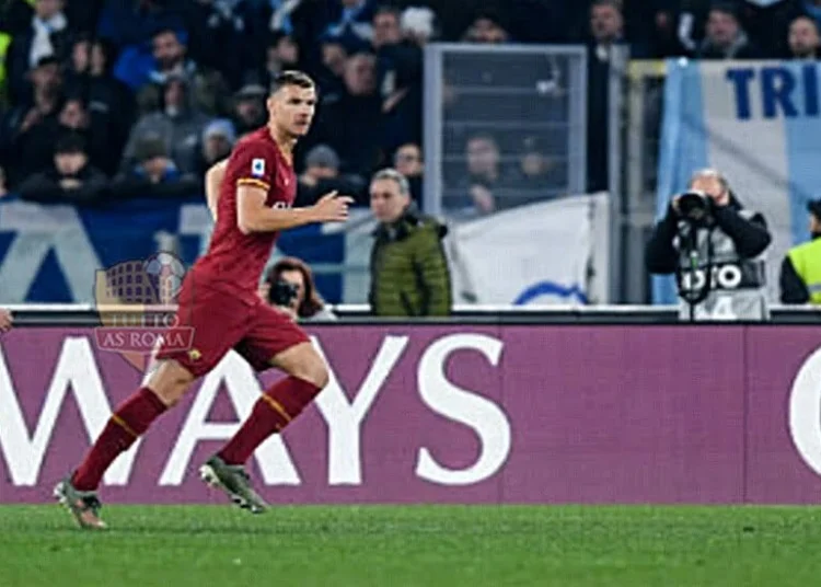 Rdin Dzeko esulta dopo il gol nel derby - Photo by Getty Images