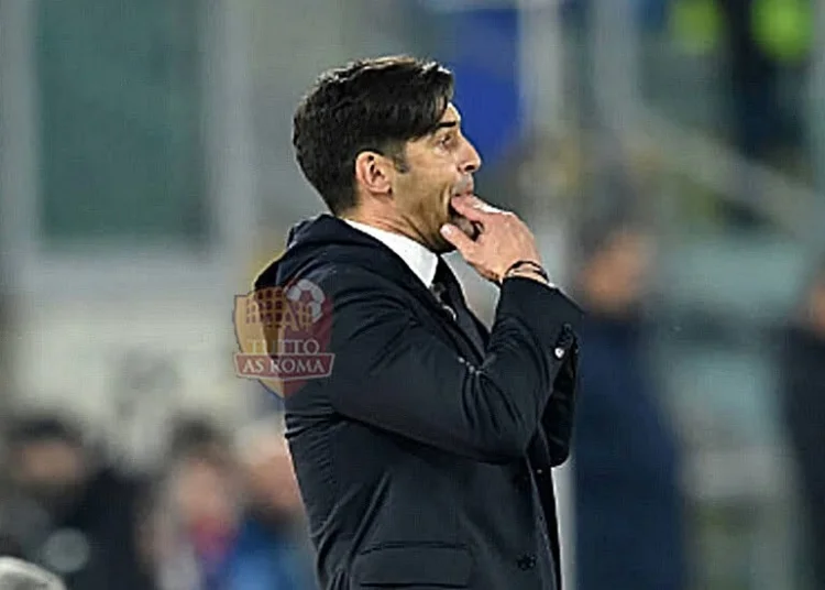 Paulo Fonseca in panchina durante Roma-Lazio - Photo by Getty Images