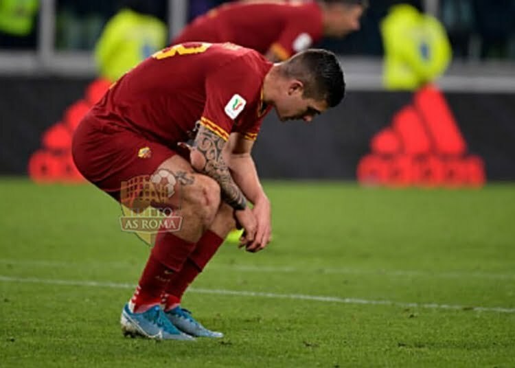 Gianluca Mancini deluso alla fine di Juventus-Roma di Coppa Italia - Photo by Getty Images