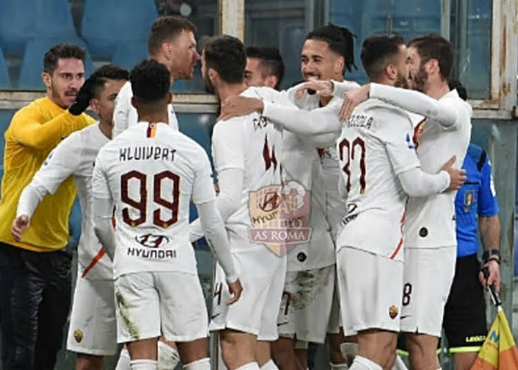 Leonardo Spinazzola esulta al gol con i compagni in Genoa-Roma - Photo by Getty Images