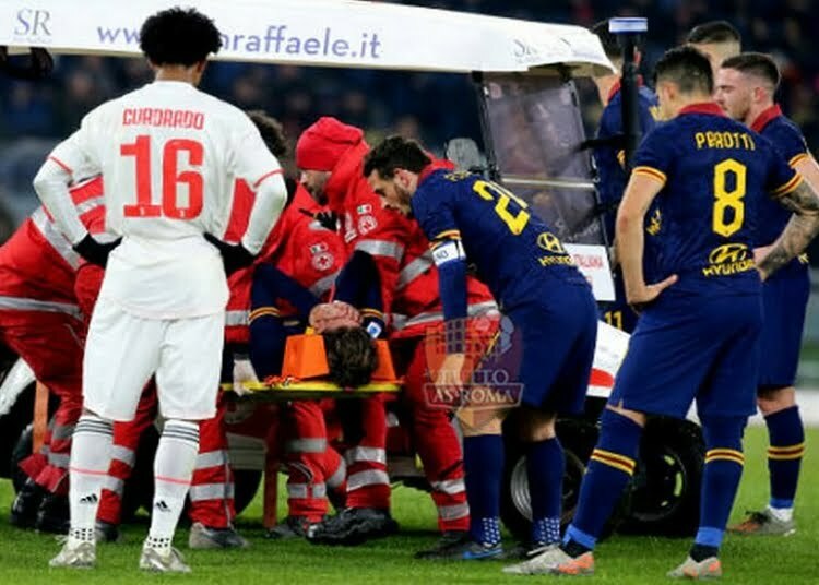 Nicolò Zaniolo a terra dopo la rottura del legamento crociato in Roma-Juventus - Photo bu Getty Images