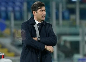 Paulo Fonseca in panchina durante Roma-Bologna - Photo by Getty Images