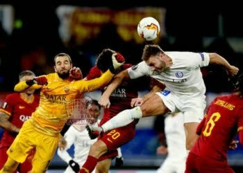 Pau Lopez in azione durante Roma-Gent - Photo by Getty Images