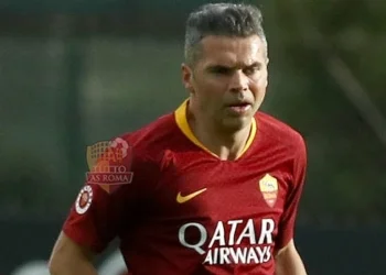 Max Tonetto durante il match organizzato da Roma Cares tra la Roma Legends e la Formula R - Photo by Getty Images