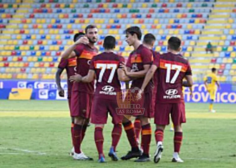 Mkhitaryan esulta al gol in Frosinone-Roma - Photo by Getty Images