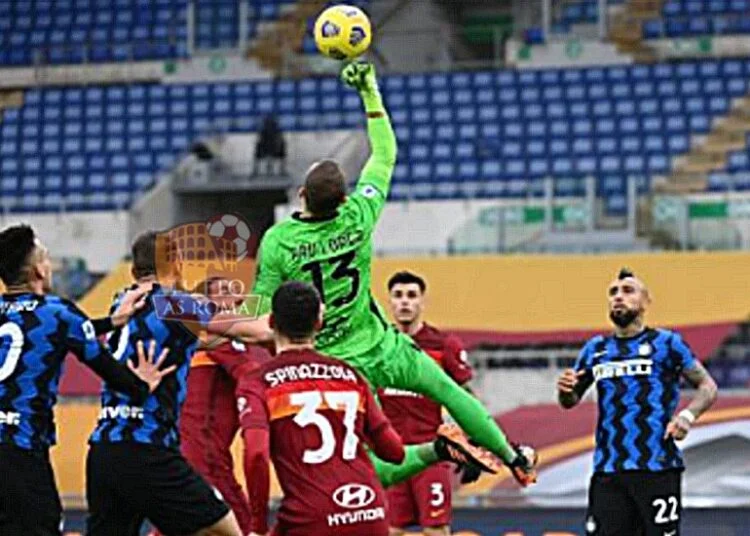 Pau Lopez - Photo by Getty Images