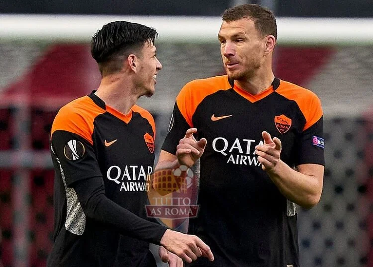 Edin Dzeko e Roger Ibanez - Photo by Getty Images