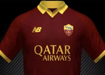 La maglia home della Roma potrebbe essere così per la stagione 2021-2022