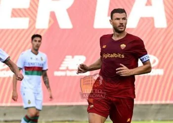 Edin Dzeko - Photo by Getty Images