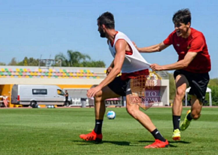 Bryan Cristante e Eldor Shomurodov - Photo by Getty Images