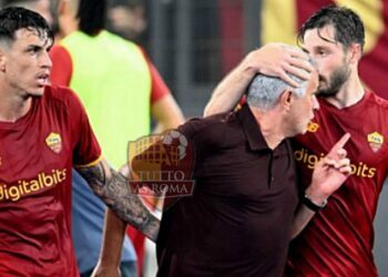 Josè Mourinho, Bryan Cristante e Roger Ibanmez - Photo by Getty Images