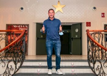 Francesco Totti all'Old Estrella Damm Factory