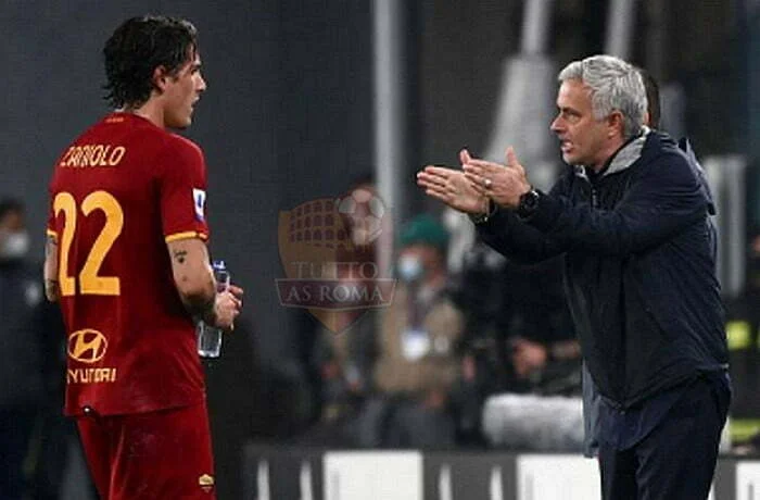 Josè Mourinho e Nicolò Zaniolo - Photo by Getty Images