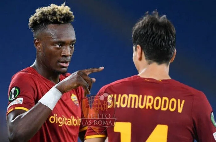 Tammy Abraham e Eldor Shomurodov - Photo by Getty Images