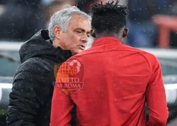 Josè Mourinho e Afena "Felix One" Gyan - Photo by Getty Images