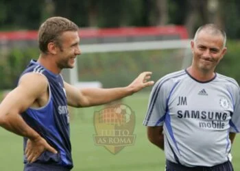 José Mourinho e Andriy Shevchenko - Photo by Getty Images