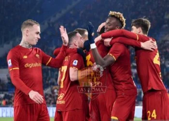 | Tutto ASRoma .it / Dirette Conferenze Post partita Giornale Radio News | Forza AS Roma Calcio news e voce romanista giallorossa