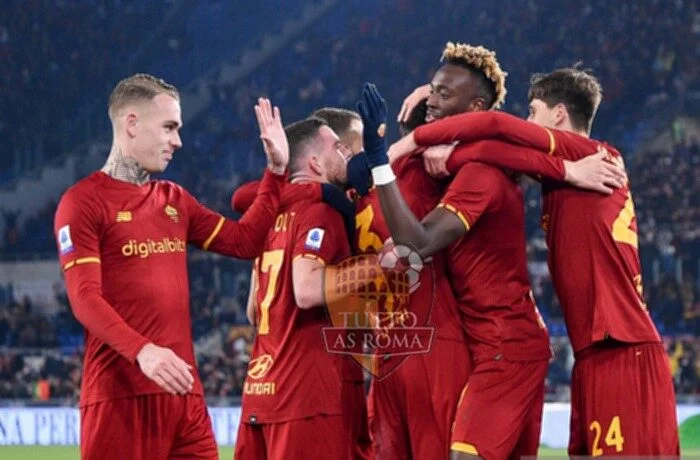 | Tutto ASRoma .it / Dirette Conferenze Post partita Giornale Radio News | Forza AS Roma Calcio news e voce romanista giallorossa