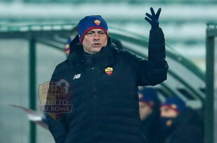 | Tutto ASRoma .it / Dirette Conferenze Post partita Giornale Radio News | Forza AS Roma Calcio news e voce romanista giallorossa