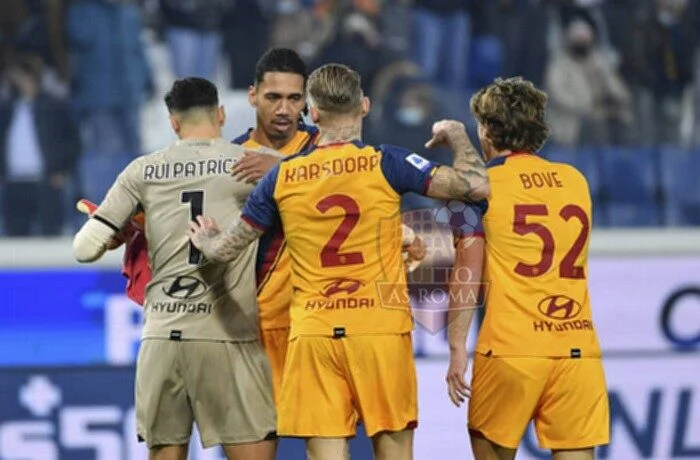 | Tutto ASRoma .it / Dirette Conferenze Post partita Giornale Radio News | Forza AS Roma Calcio news e voce romanista giallorossa