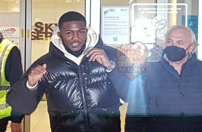 Maitland-Niles Arrivo Ciampino 3 07012022