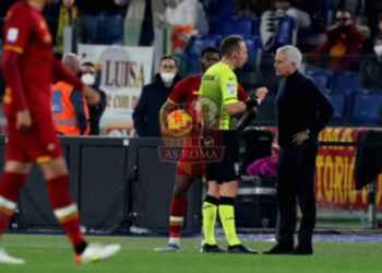 Josè Mourinho e Luca Pairetto - Photo bu Getty Images