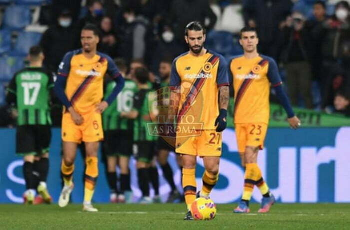 Chris Smalling, Sergio Oliveira e Gianluca Mancini - Photo by Getty Images