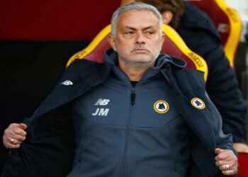 Mourinho Panchina 2 Roma-Lazio 20032022