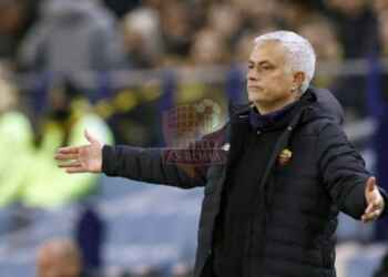 Mourinho Panchina 2 Vitesse-Roma 10032022